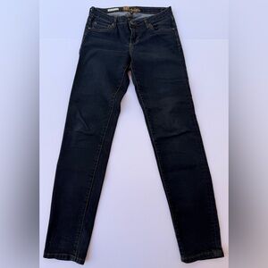 Woman’s Kut From The Kloth Denim Jeans
Lucille Skinny Size 4